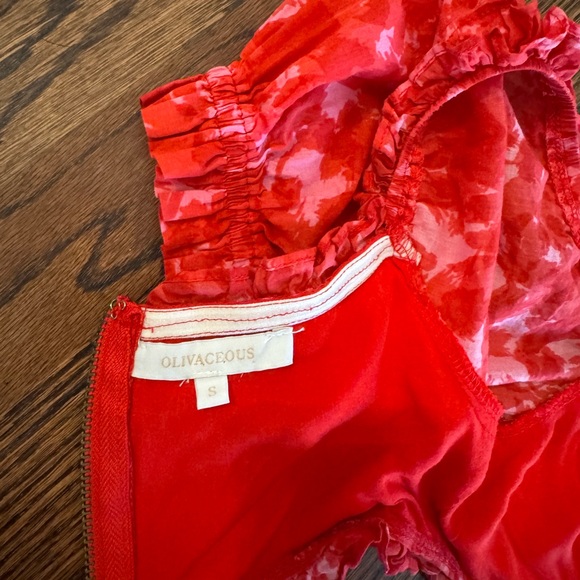 Super cute red and pink cutout dress - Picture 7 of 12